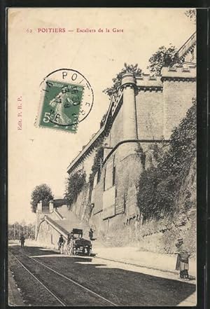 Carte postale Poitiers, Escaliers de la Gare