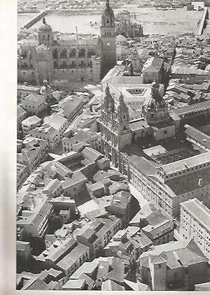 Imagen del vendedor de LAMINA 4991: SALAMANCA CATEDRAL (VISTA AEREA) a la venta por EL BOLETIN