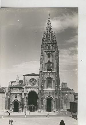 Imagen del vendedor de Postal 009597: Catedral de Oviedo a la venta por EL BOLETIN