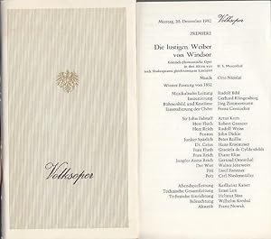 Bild des Verkufers fr Volksoper Wien. Saison (Jahr): 1982 . Premiere. Die lustigen Weiber von Windsor. Komisch-phantastische Oper in 3 Akten nach Shakespeares gleichnamigen Lustspiel - H.S.Mosenthal. Musik . Otto Nicolai. Wiener Fassung von Otto Nicolai. Wiener Fassung v.1852. Musikalische Leitung : Rudolf Bibl. Inszenierung : Gerhard Klingenberg. Bhnenbild/Kostme : Jrg Zimmermann. Chre : Franz Gerstacker. Schauspieler : Artur Korn, Robert Granzer, Rudolf Weiss, John Dickie. sehr gut erhalten zum Verkauf von Antiquariat Carl Wegner