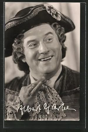 Imagen del vendedor de Ansichtskarte Schauspieler Albert Garbe als Oberst Ollendorf in "Mazurka der Liebe" a la venta por Bartko-Reher