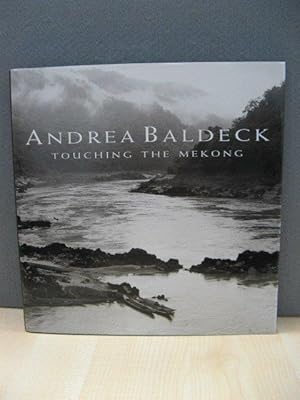 Immagine del venditore per Touching the Mekong venduto da PsychoBabel & Skoob Books