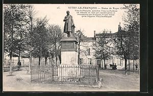 Carte postale Vitry-le-Francois, statue de Royer Collard