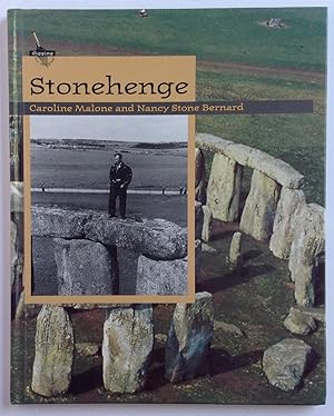 Seller image for Stonehenge (Digging for the Past) for sale by Dela Duende Books