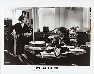 Bild des Verkufers fr Love at Large (Original photograph from the 1990 film) zum Verkauf von Royal Books, Inc., ABAA