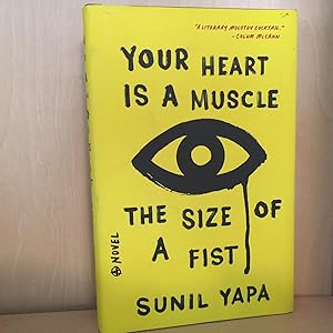 Bild des Verkufers fr Your Heart is a Muscle the Size of a Fist zum Verkauf von Ink