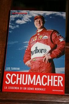 Immagine del venditore per Schumacher. La leggenda di un uomo normale., venduto da Libreria antiquaria Pagine Scolpite