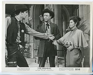 Seller image for The Hangman 8'x10' B&W Promo Still Robert Taylor Fess Parker Tina Louise FN for sale by DTA Collectibles