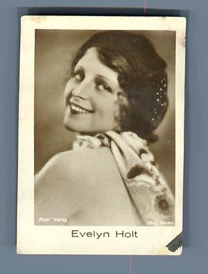 Actress Evelyn Holt