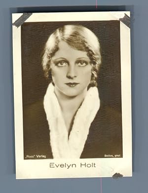 Actress Evelyn Holt