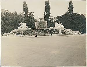 Munich, Wittelsbacher Brunnen am Lenbachplatz