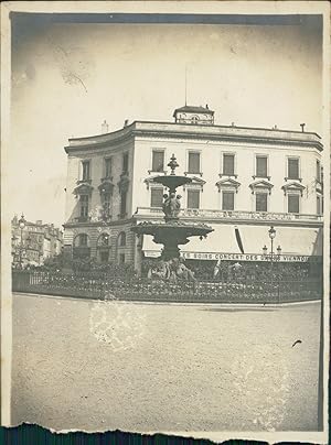 France, Bordeaux, Une Fontaine des Allées de Tourny