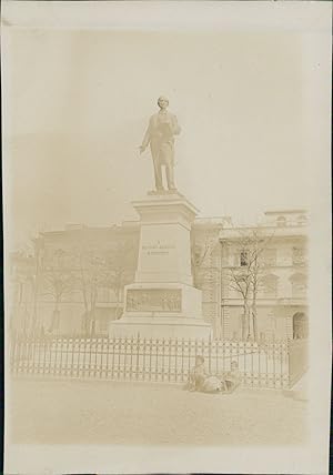 Italia, Firenze, Statua di Ricasoli