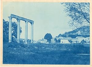 France Riez (Alpes de Haute Provence). Les Colonnes