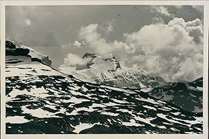 Suisse, vue d'un massif de montagne, à identifier