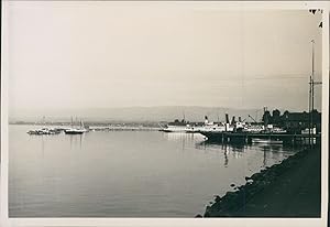 Suisse, Lausanne, bateaux à quai