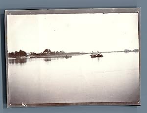 Belgique, Bateau traversant la rivière