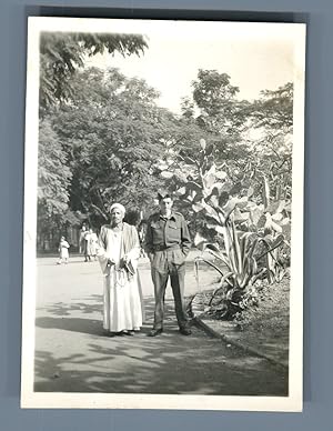 Palestine, Soldier posing with local