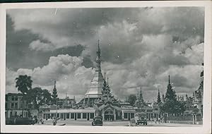 Burma, The Shwe Dagon and Sule Pagodas at Rangoon