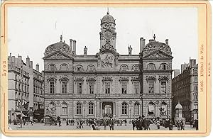 R. & J., Lyon, L'Hôtel de Ville