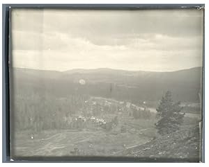 Norvège, Vue de loin d'un village norvégien. Norwagian village