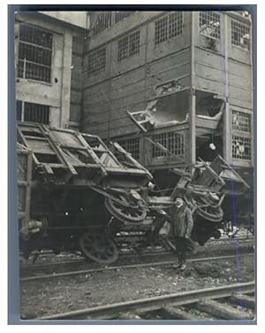 France, Pas-de-Calais, Usines. Lavoir No. 2 et Vagon démoli