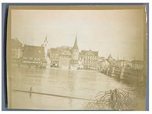 Suisse, Lucerne, Sur le Quai de la Reuss