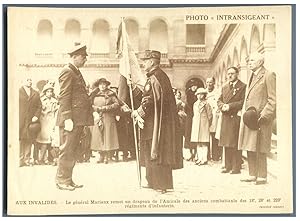 France, Paris, Aux Invalides, le Général Mariaux et les anciens combattants