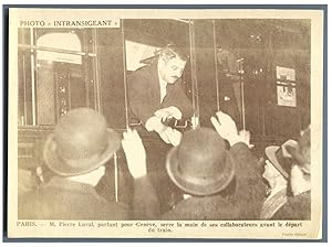 France, Paris, M. Pierre Laval partant pour Genève