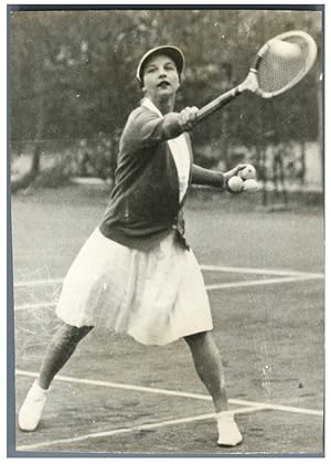 Japan, World champion tennis player, Mrs. Helen Wills Moody