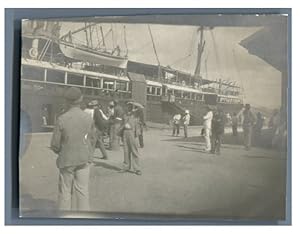 Nouvelle-Calédonie, Nouméa, Scène dans le Port