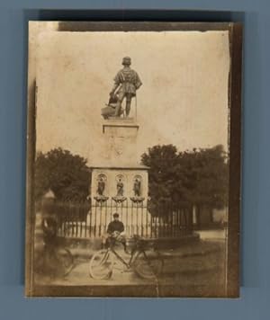 France, Angers, Statue de René d'Anjou