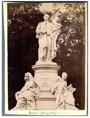 Allemagne, Berlin, Tiergarten. Goethe Denkmal