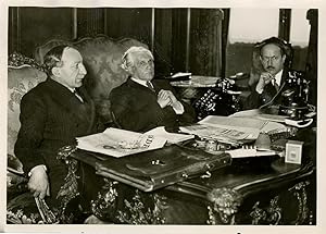 M.Delbos, M.Boncour et M.Léger