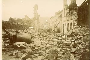 Martinique, La ville de Saint Pierre en ruines après l'éruption du volcan la Montagne Pelée, 1902