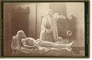 Suisse, Cathédrale de Berne, Statue de la Vierge devant le corps de Jésus