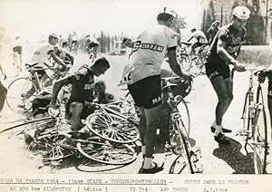 Cyclisme, chute dans le peloton