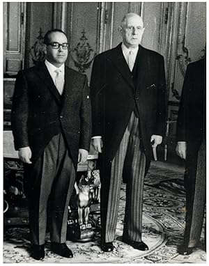 France, Général de Gaulle et M. Rheda Malek, Ambassadeur de l'Algérie