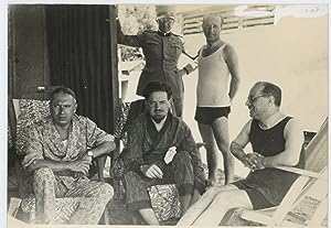 Italia, Italo Balbo con Brigatini e ministro Rocca nella spiaggia del Lido a Venezia, 1928