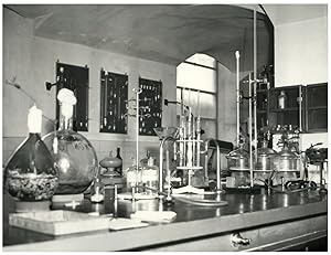 Italia, Il Laboratorio di Chimica del "Centro"