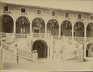 G.J. France, Monaco, escalier d'honneur au palais du prince