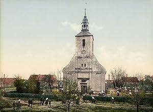 Spreewald. Burg. Kirchgang.