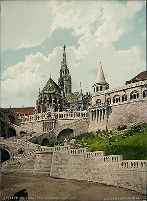 Budapest. Fischerbastei mit Mathiaskirche, Bastion des Pêcheurs et Eglise Saint Mathias