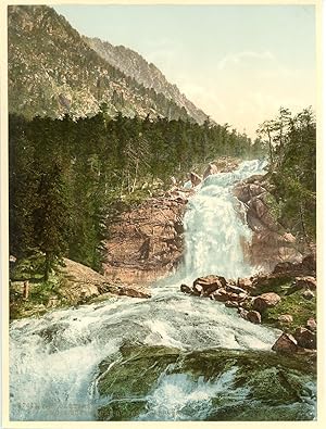 Pyrénées. Cauterets. Chute supérieure du pont d?Espagne.