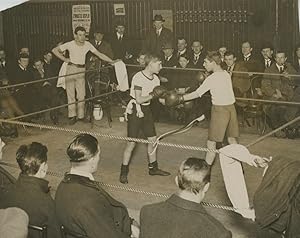 London, H. B. Cox vs. C. W. Webb, schoolboy boxing