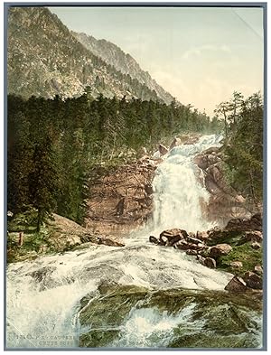 Pyrénées. Cauterets. Chute supérieure du pont d?Espagne.