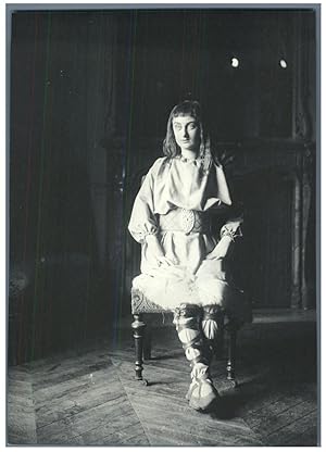 H. Blancard, France, Portrait de Mlle. Maufroy dans "Les Faux Dieux"