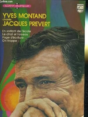 Image du vendeur pour 1 LIVRE DISQUE - YVES MONTAND CHANTE PREVERT - en sortant de l'cole / le chat et l'oiseau / page d'criture / on frappe mis en vente par Le-Livre