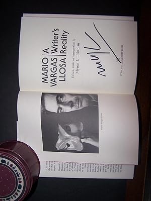 Imagen del vendedor de Mario Vargas Llosa A Writer's Reality a la venta por Uncommon Books