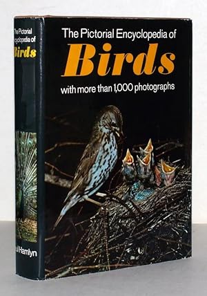 Bild des Verkufers fr The Pictorial Encyclopedia of Birds. Edited by Bruce Campbell. American Consultant: Ned R. Boyajian. Reprinted. zum Verkauf von Antiquariat Stefan Wulf